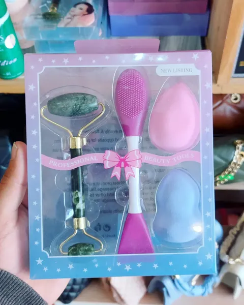 1 Set Makeup Tools Jade Roller Cleansing Brush Set with Beauty Makeup Sponge Blender Set By Savyata Stores