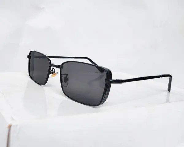 Big Bag - Trendy Metal Frame Square Shape Unisex Sunglasses