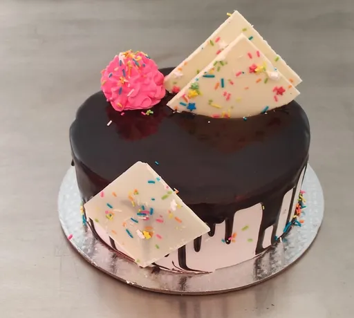 Choco Drip Cake