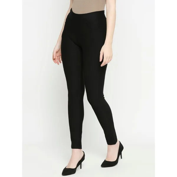 Black Stretchable Jeggings Pants For Women