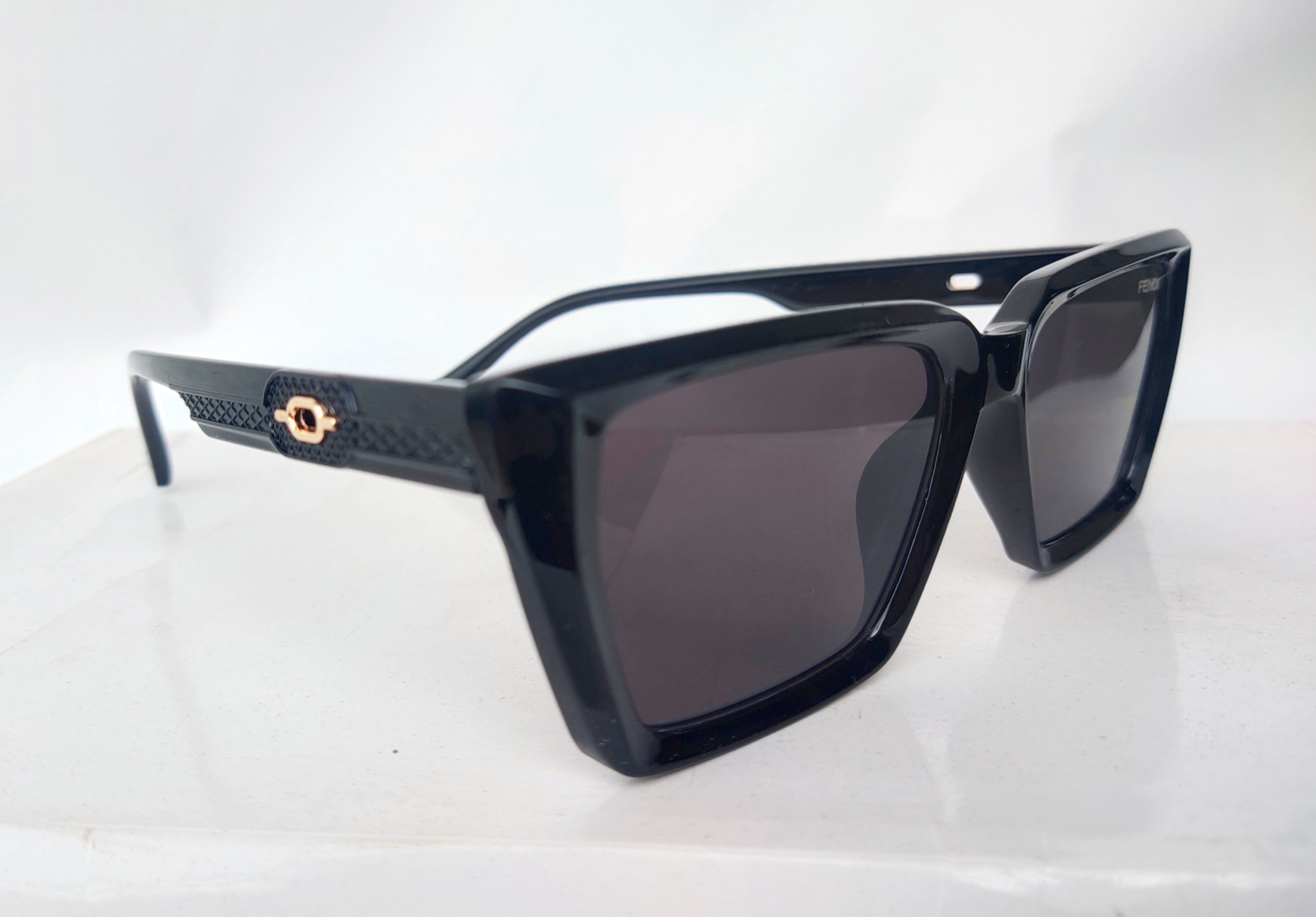 Big Bag Trendy Black Sunglasses For Ladies